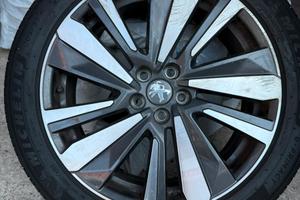 Cerchi 3008 205 55 19 michelin