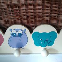 Attaccapanni per cameretta con disegno