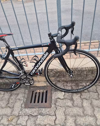 bici da corsa cannondale 