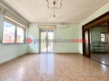 5 vani + p. auto zona Via Imbriani/ Via Etnea -1