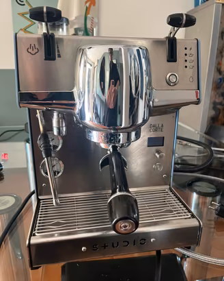 Macchina caffe’ professionale
