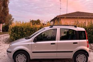 FIAT PANDA BENZINA - METANO  PER NEOPATENTATI