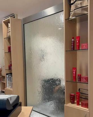 mobile Cascata per espozione articoli
