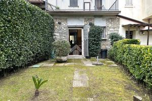 CASA INDIPENDENTE A SANTO STEFANO DEL SOLE