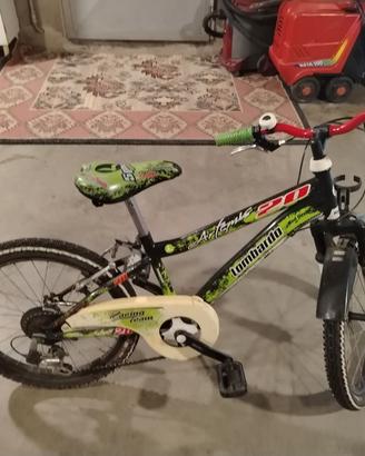 bici bimbo verde e nera