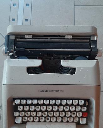 MACCHINA DA SCRIVERE OLIVETTI