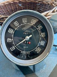 Contachilometri auto d’epoca