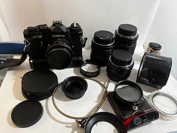 Cosina CT-4 reflex 35 mm con corredo