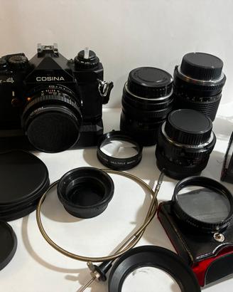 Cosina CT-4 reflex 35 mm con corredo