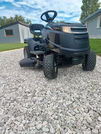 Trattorino tagliaerba alpina