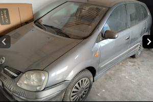 NISSAN Almera 2ª s./Tino - 2005