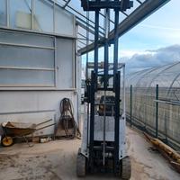 Carrello elevatore elettrico OM modello E-10.N