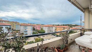 Ampio attico al quarto piano