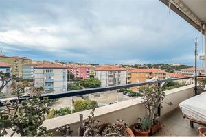 Ampio attico al quarto piano