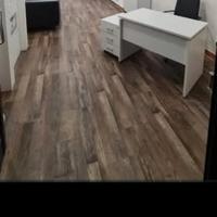 Locale libero su 2 piani