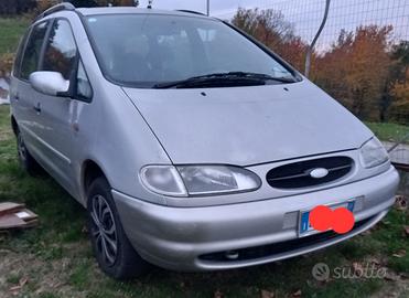 Ford Galaxy per ricambi
