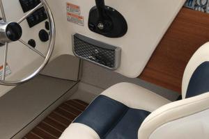 quicksilver 640 pilothouse 