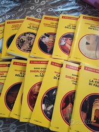 90  Libri Gialli Mondadori perfettamente conservat