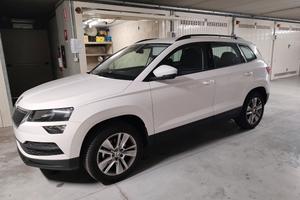auto Skoda karoq 1.0 TSI 115 CV. 