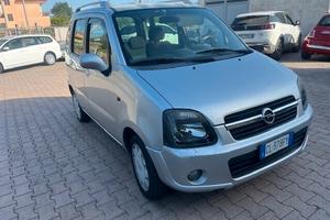 Opel Agila 1.3 CDTI Cosmo