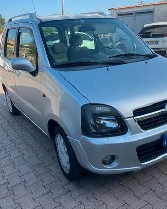 Opel Agila 1.3 CDTI Cosmo