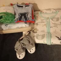 Lotto neonato abbigliamento e accessori