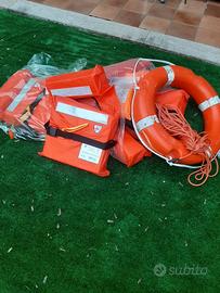 salvagenti omologati e anulare con cima