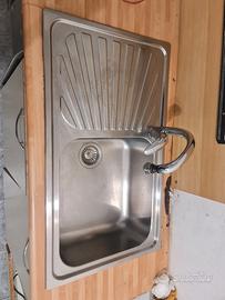 lavabo smeg e fornelli bosch