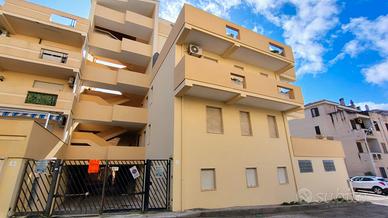 Alghero POCHI PASSI SPIAGGIA LIDO