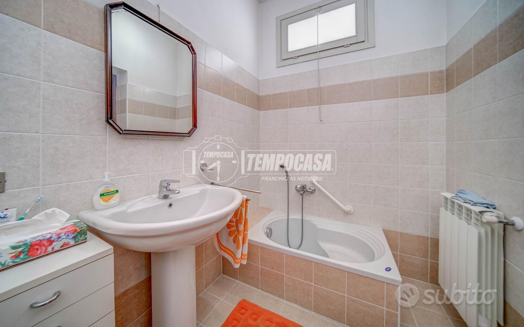 Casa – Carnago, Cascina San Remigio - Altro
