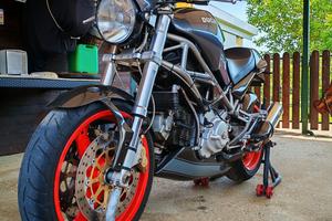 Ducati Monster 1000 S