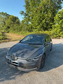 Volkswagen Golf 8 Style 2.0 TDI