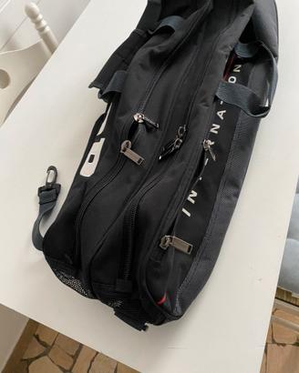 Borsa da tennis con tre inserti più due sotto