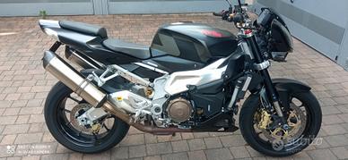Aprilia tuono 1000  v2