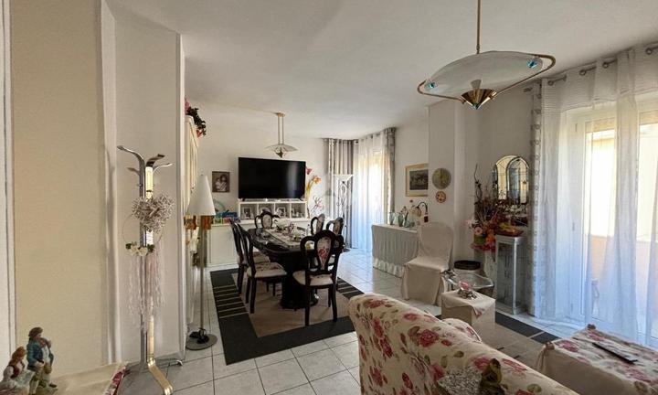 3 LOCALI A CORIGLIANO-ROSSANO