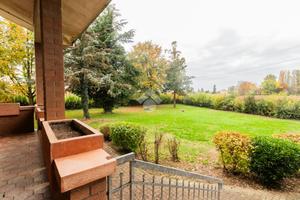 VILLA SINGOLA A CORREGGIO