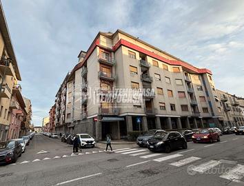 4 LOCALI CON BOX