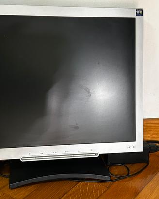Monitor Benq FP71G+