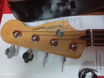 Basso Fender e Amplificatore Mark bass Jeff berlin
