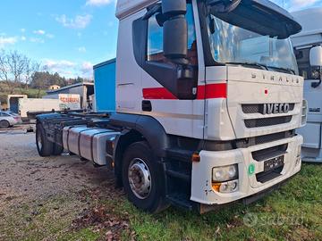 AUTOCARRO IVECO STRALIS