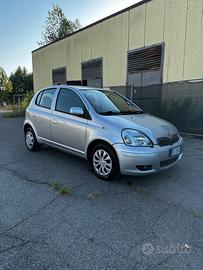toyota  yaris