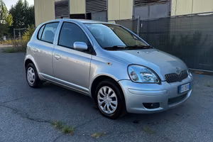 toyota  yaris