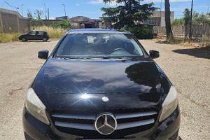 Mercedes a180 1.5 110 cv