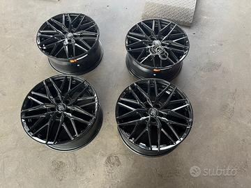 Cerchi in lega 18 oz certificati