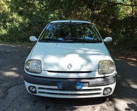 RENAULT Clio 2ª serie - 2001