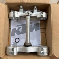 Piastre forcelle anteriori  KTM