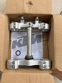 Piastre forcelle anteriori  KTM