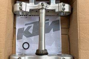 Piastre forcelle anteriori  KTM