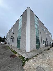 Capannone industriale/commerciale