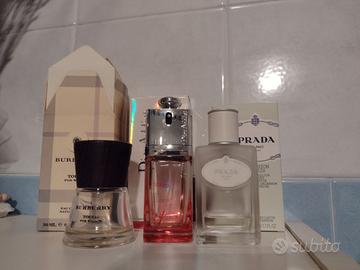 Bottiglie di profumo usate